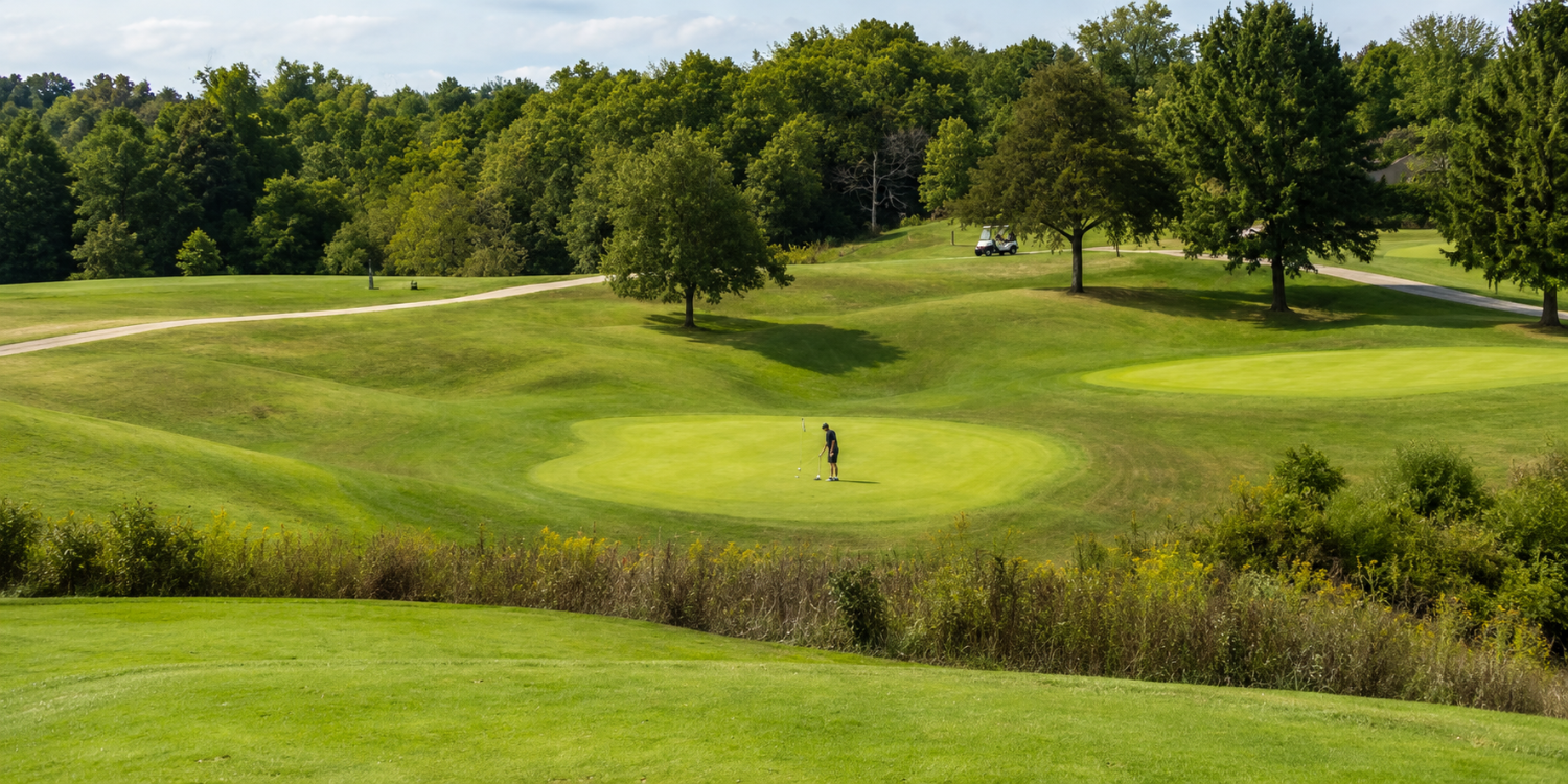 The dual greens on the par-3 5th Hole provide flexibility in course set-up.