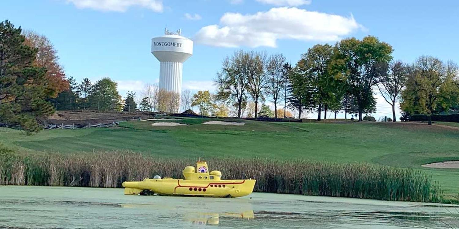 The Yellow Submarine on the 18th Hole