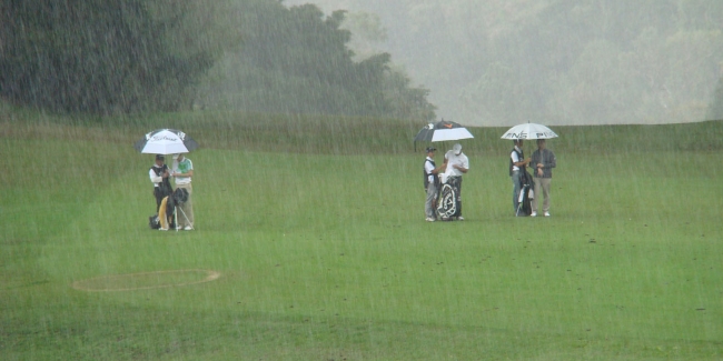 Golf In The Rain