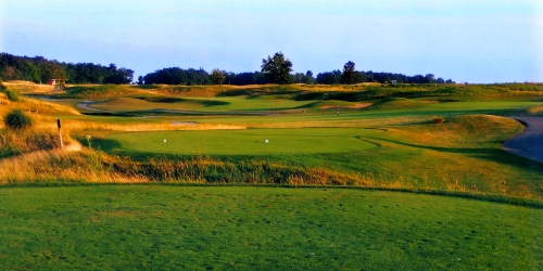 Noble Hawk Golf Links