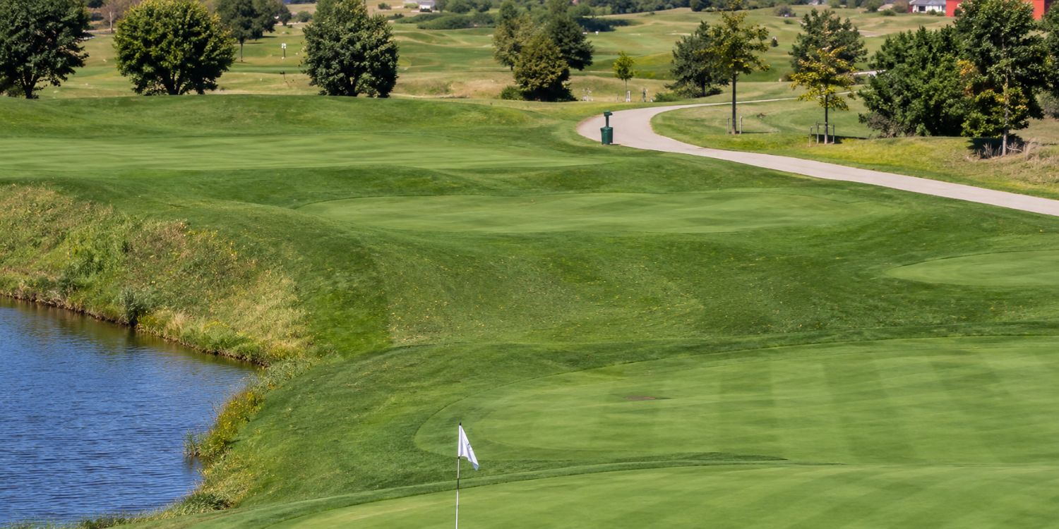 Glenview National 9