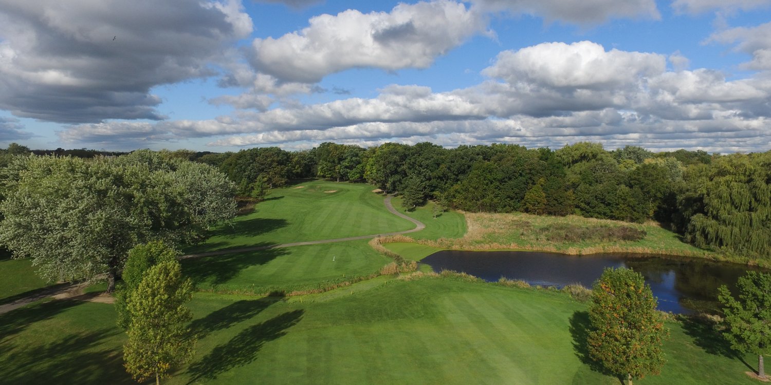 Muskego Lakes Country Club Golf in Muskego, USA